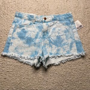Distressed Acid Washed Vintage Style Cut Off Jean Shorts